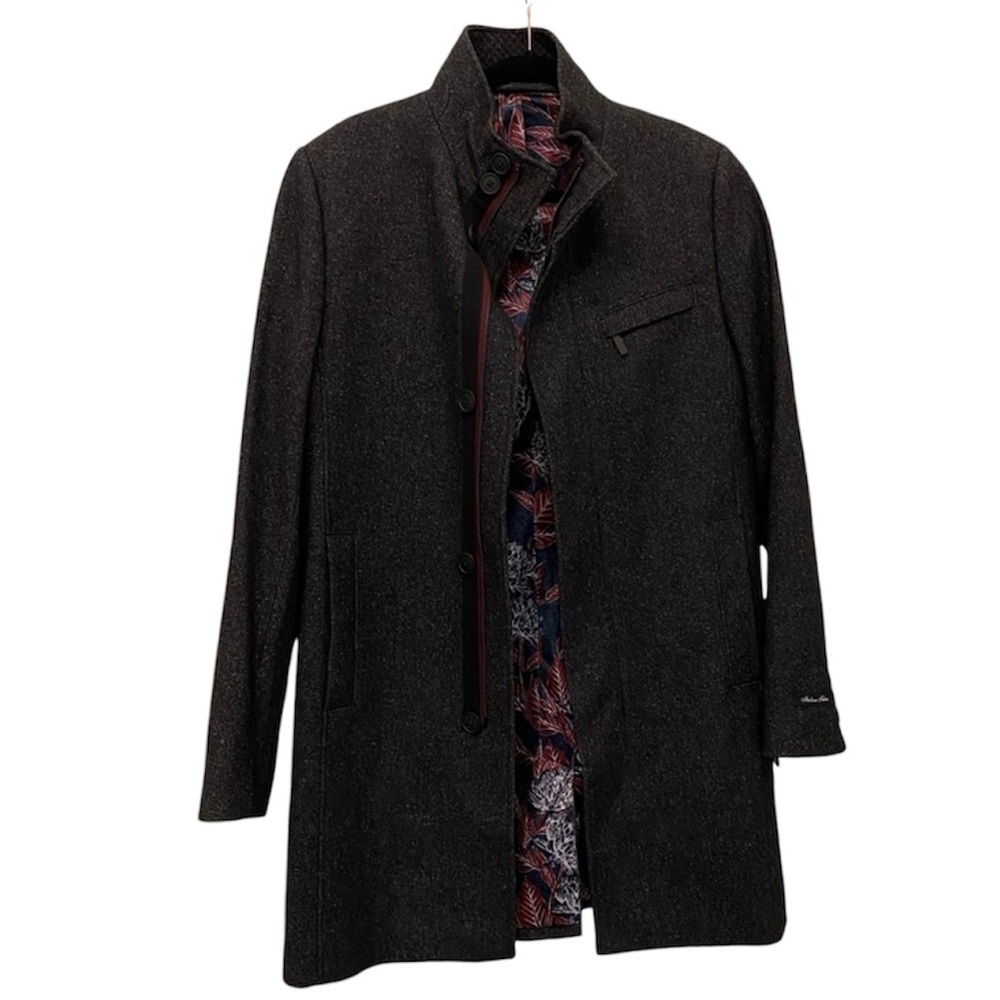 Men’s Ted Baker thigh length over coat.